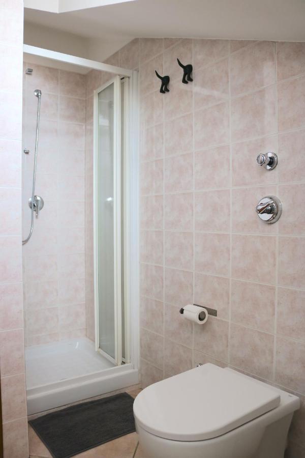 Lovely Apartment Near Canal - Via Foscolo Корсико Екстериор снимка